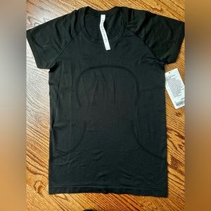 Lululemon swiftly tech 2.0 nwt